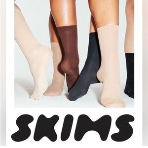 NIB SKIMS Everyday Midcalf Sock Womens Breathable Stretch. Small. Color Mica